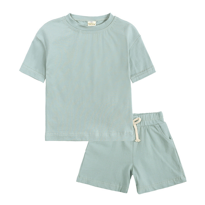 Minimal Summer Outfit