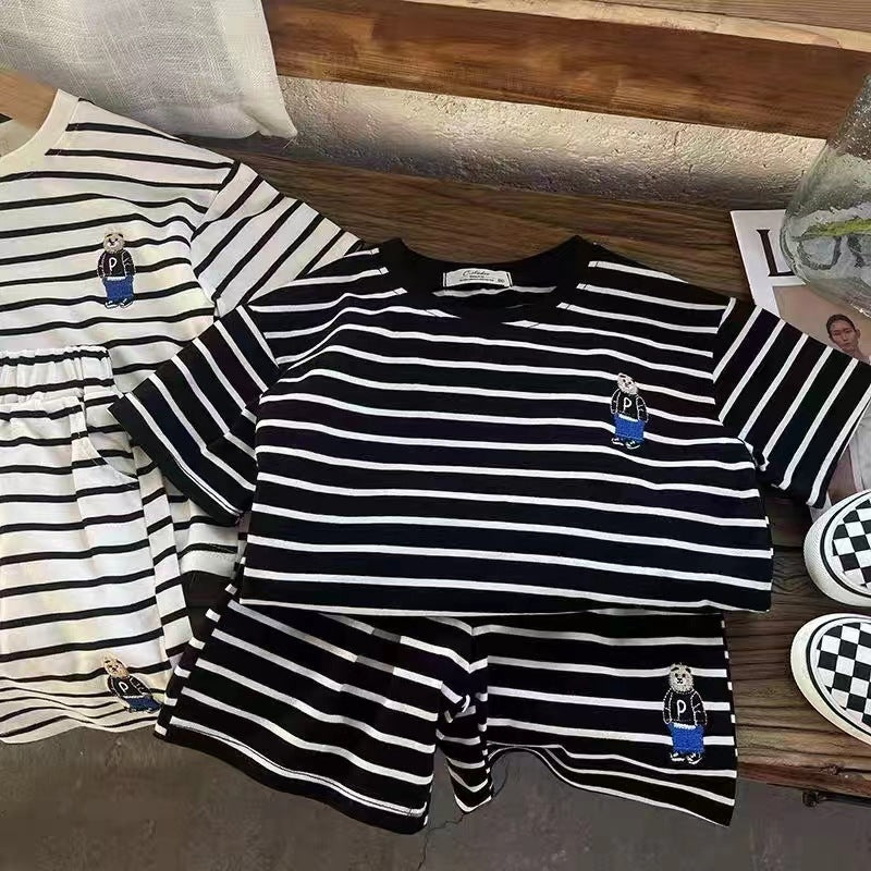 Striped Round Set